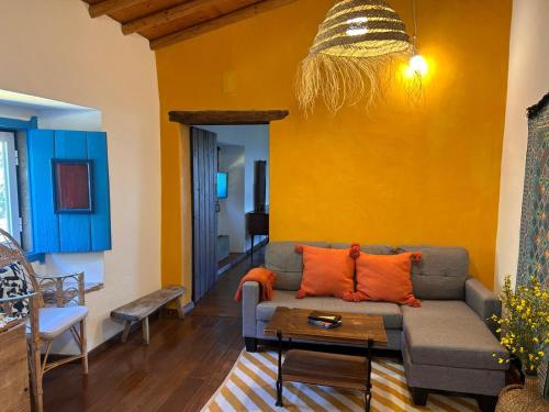 Posezení v ubytování Art-Marvão, Alojamento Rural