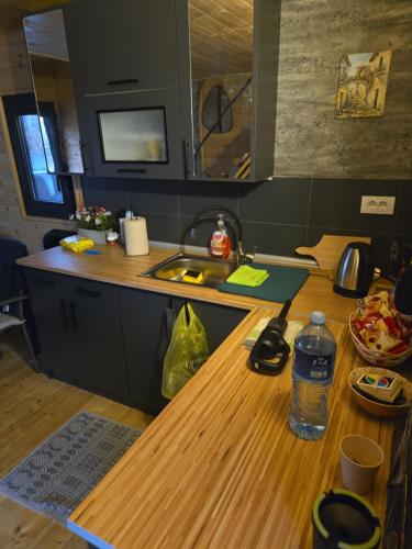 Đồ ăn tại/gần thuyền