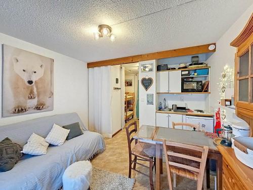 Appartement cosy avec balcon, parking et animaux admis - FR-1-692-118