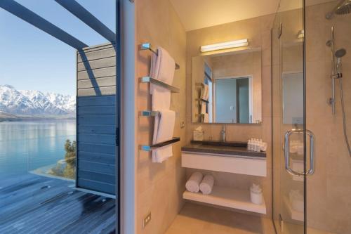 Et badeværelse på The Views and Spa 4BRM