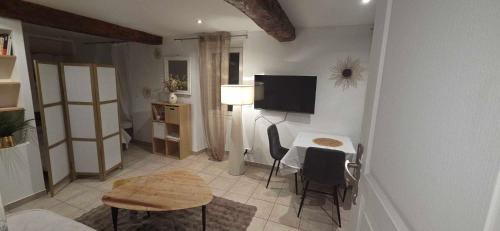 Billede fra billedgalleriet på Studio en centre ville a 2 minutes de la plage i Ajaccio