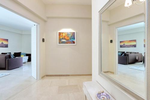 Oksana's Bernadette Apartment photo 10