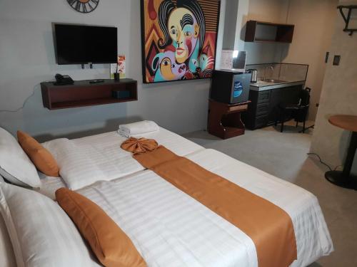 Postel nebo postele na pokoji v ubytování Dancenter Airport Hotel - Grey Hotel