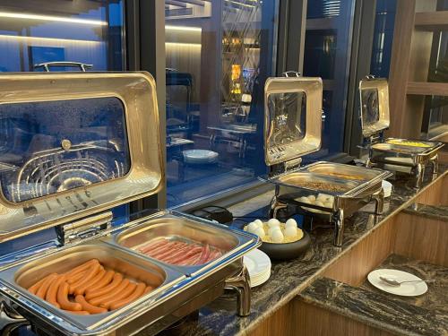 Jídlo v hotelu nebo okolí