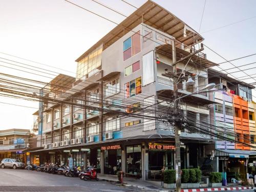 Το κτήριο όπου στεγάζεται  το hostel