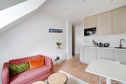 Comfortable and modern 2P studio - 16th Paris