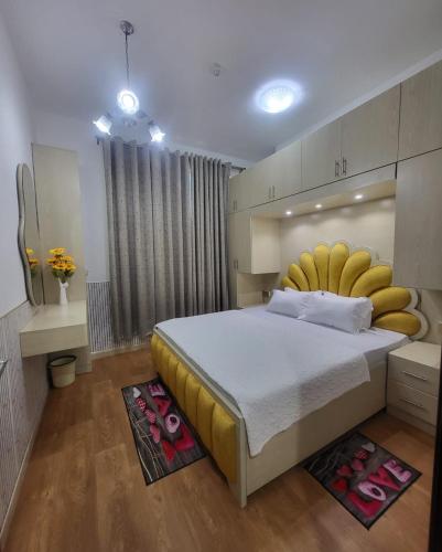 City Lights holiday home