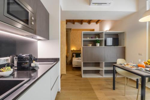 Cesariano, 11 - Stay in Vibrant Via Cesariano