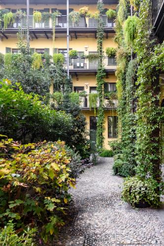 Cesariano, 11 - Stay in Vibrant Via Cesariano