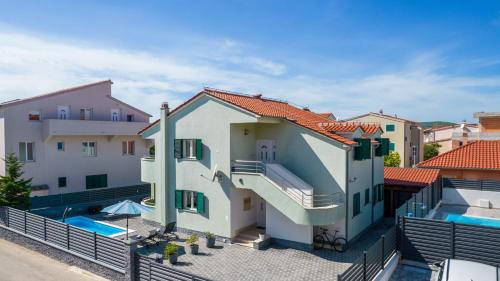 Villa S by Villas Guide