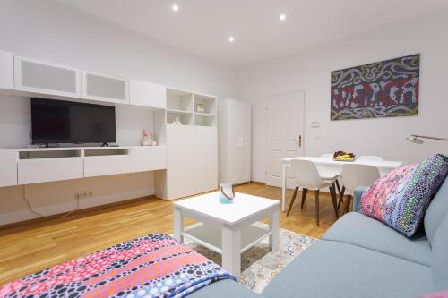 #CityHideaway #LiveLikeALocal Apartments in the 10th district