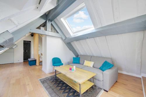 Bright 4P studio in the heart of Paris Marais Rivoli