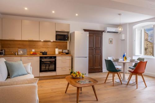 Køkken eller tekøkken på Casa Carmi appartement vue mer à Erbalunga