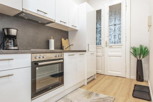 Modern Apartment - 11 minutes to city center