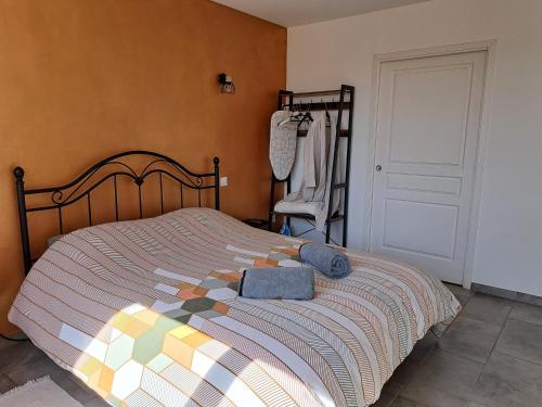 Postel nebo postele na pokoji v ubytování Studio Le Jardin