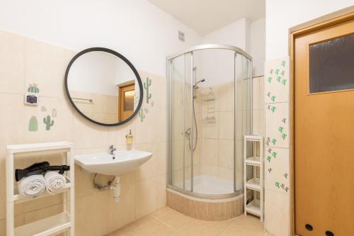 Koupelna v ubytování Dom Rooms of Poland - 500m od Suntago