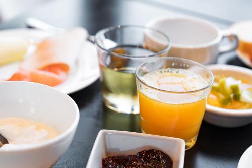 Eten bij of ergens in de buurt van het hotel

