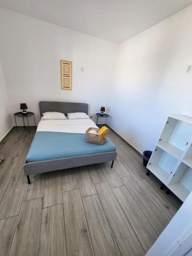 Blife Troya private rooms at Faro beach