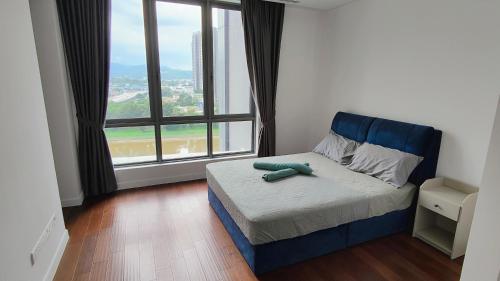 Giường trong phòng chung tại Pomelo Meet Kuala Lumpur