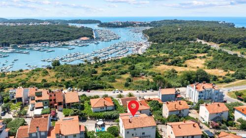 Apartment Petrinic - Apartman S by Villas Guide