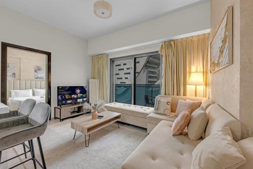Lavish Apartment in Dubai