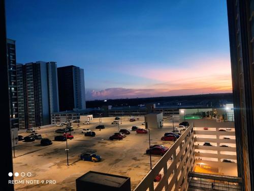 Východ nebo západ slunce při pohledu z apartmánu nebo okolí