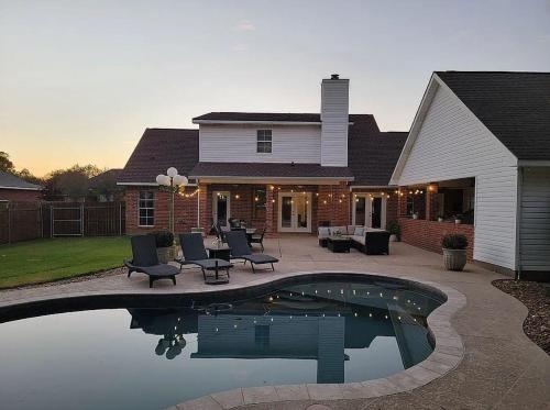 Swimmingpoolen hos eller tæt på West Point Retreat