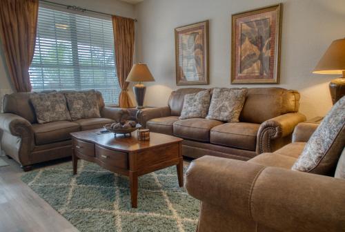 Luxury Lake View Condo-Vista Cay photo 10