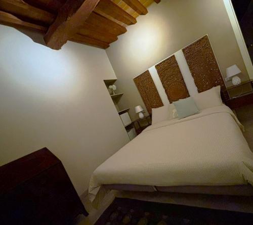 Postel nebo postele na pokoji v ubytování Superhost Lucca Casa Galli 77 Two Bedrooms Two Bathrooms