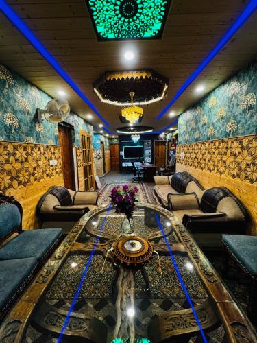 Et opholdsområde på HOTEL MERLIN RIVER view