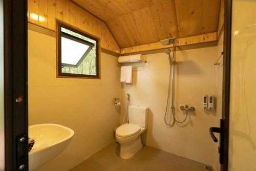 Koupelna v ubytování DongQuan Lakeside