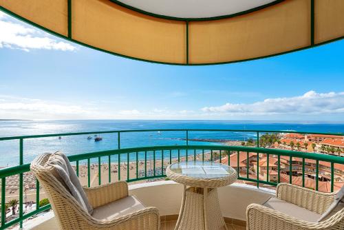 Renovated Panoramic Seaview Las Vistas Beach Studio
