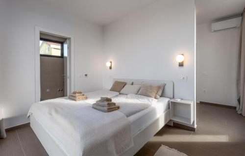 Beautiful Home In Umag