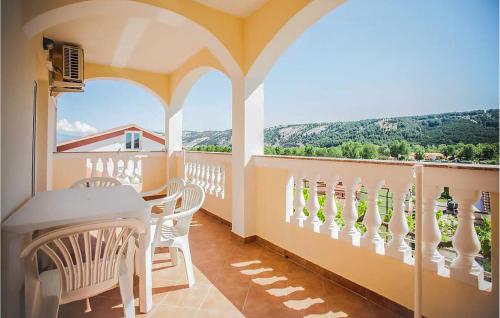 Awesome Apartment In Lopar With House Sea View