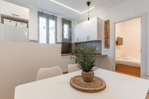 Charmingly renovated -2Bdrs 2Baths -Atocha