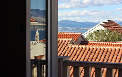 2 Bedroom Stunning Apartment In Supetar