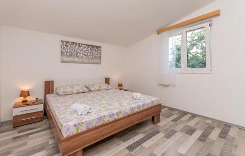 Amazing Apartment In Biograd Na Moru