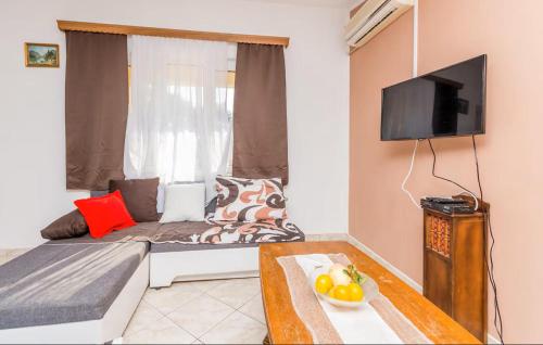 Amazing Apartment In Biograd Na Moru