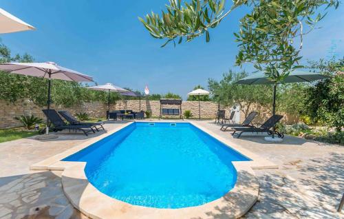 Lovely Apartment In Biograd Na Moru