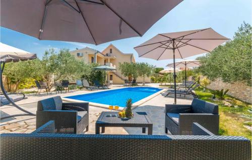 Lovely Apartment In Biograd Na Moru