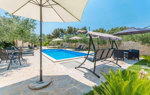 Lovely Apartment In Biograd Na Moru