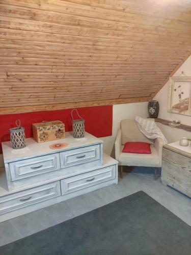 Φωτογραφία από το άλμπουμ του Menyecske Guesthouse σε Keszü