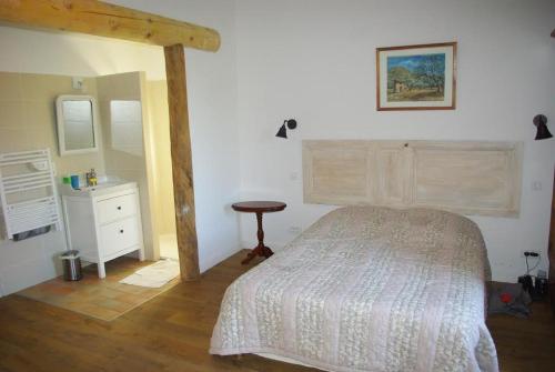 Gallery image of Mas la Vitalis Chambres D'Hôtes in LʼIsle-sur-la-Sorgue