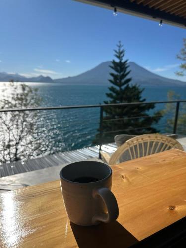 Brillo Mio Lodge Atitlan