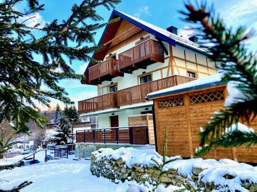 nowe Apartamenty górskie krajobrazy z widokiem na Śnieżnik - Willa Sowia