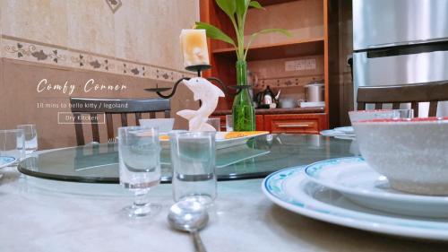 Billede fra billedgalleriet på Comfy Corner House 4BR @10 mins legoland 10-16pax i Skudai