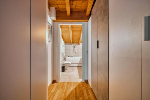 Just Urban Stays - Design Loft 2 Bathrooms and Balcony - 9 min M4 Duomo