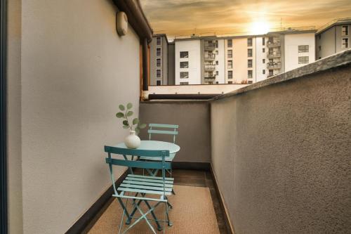 Just Urban Stays - Design Loft 2 Bathrooms and Balcony - 9 min M4 Duomo