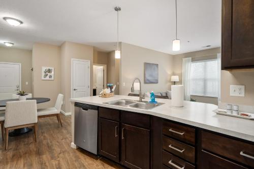 Billede fra billedgalleriet på Cozy Dublin 2BR 1st Floor Easy Free Parking! i Dublin