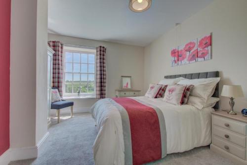 Giường trong phòng chung tại 3 Bed in Welshpool oc-bow122